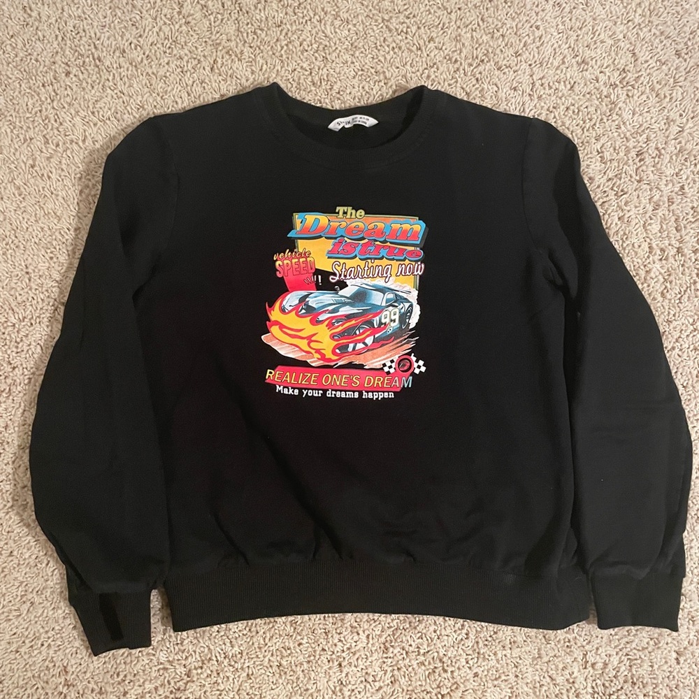 Girls Shein black race car graphic crew neck size 11-12
